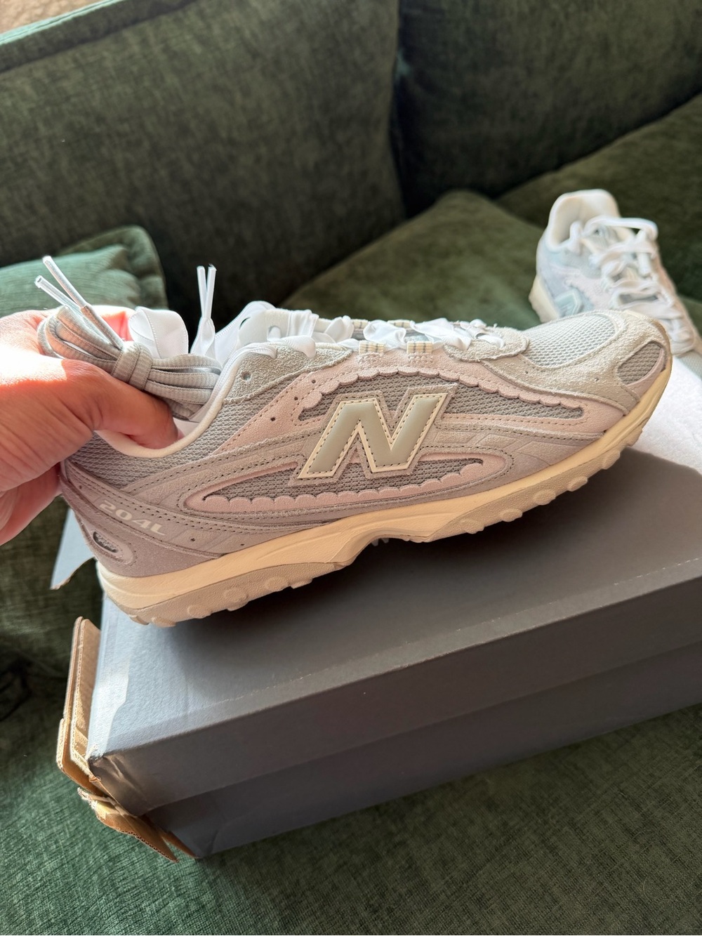 New Balance (Brand new) Women’s Light Gray 204L Casual Sneakers
